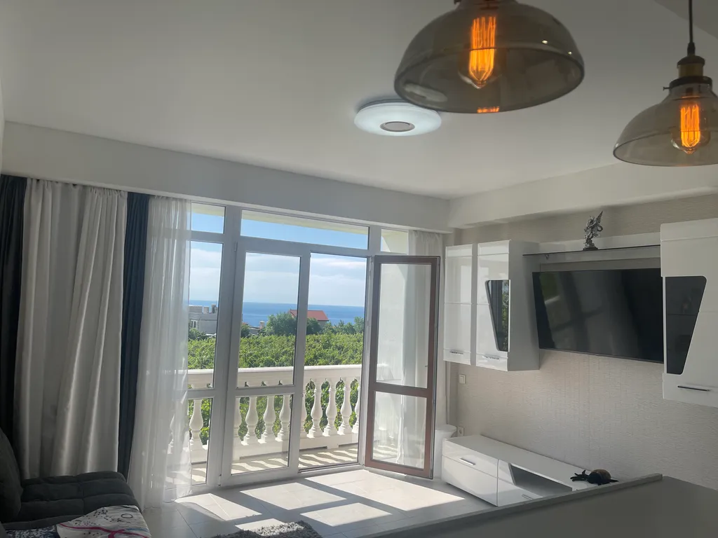 Студия однокомнатная на улице Виноградной, 35 м², Ливадия — фото 27