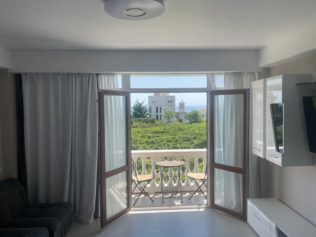 Студия однокомнатная на улице Виноградной, 35 м², Ливадия — фото 32