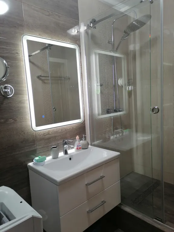 Квартира двухкомнатная в Октябрьском, 55 м², Саратов — фото 11