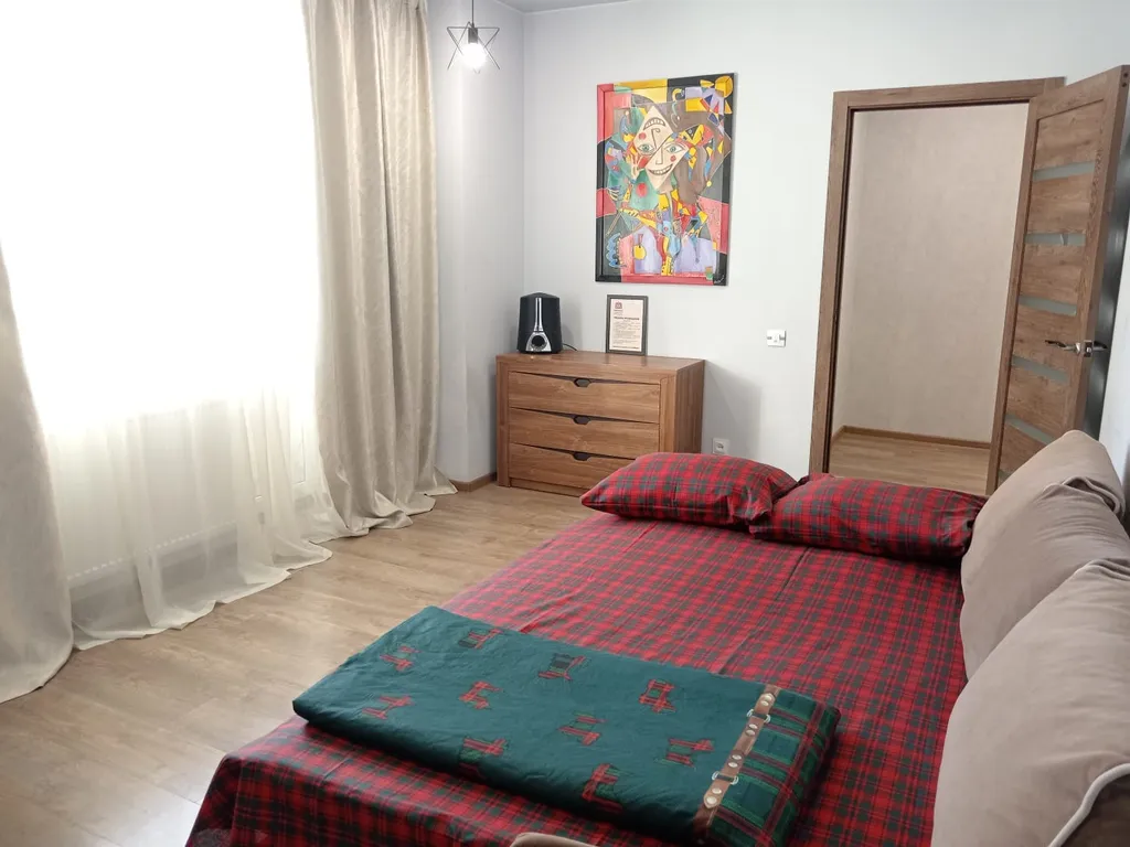 Квартира однокомнатная у Гагаринской, в Октябрьском, 40 м², Самара — спальня, фото 2