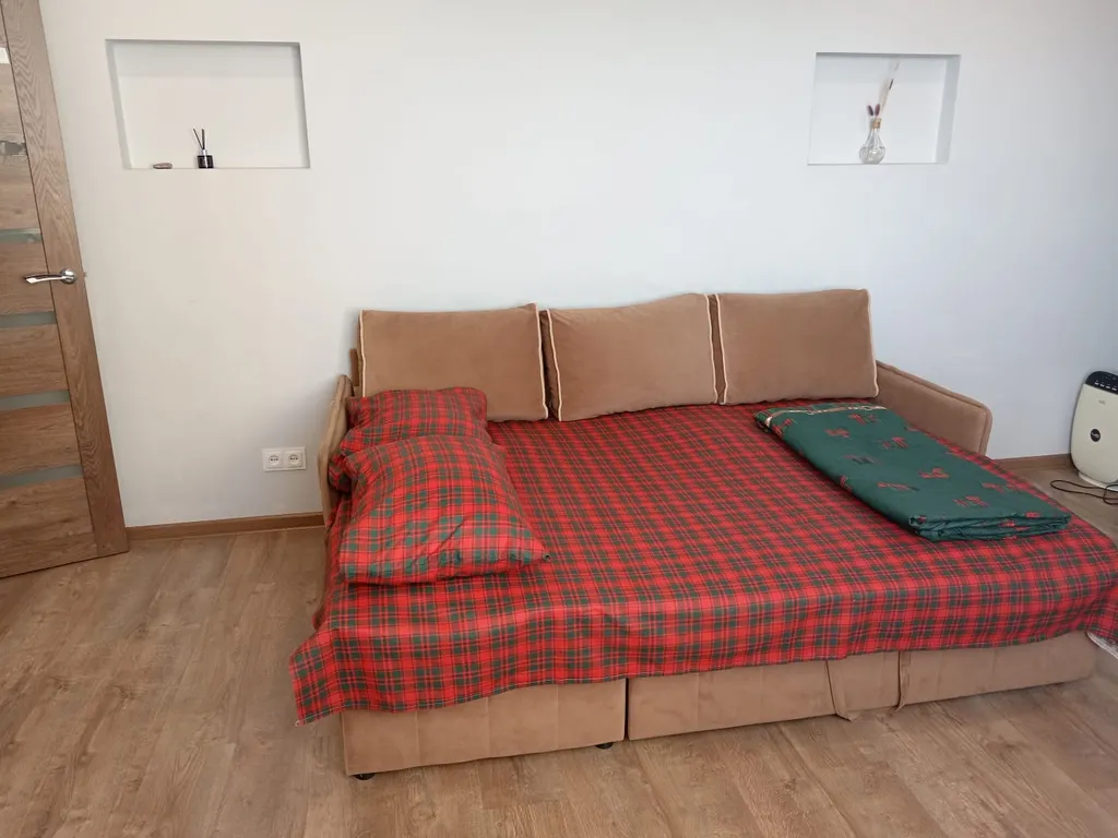 Квартира однокомнатная у Гагаринской, в Октябрьском, 40 м², Самара — спальня, фото 3