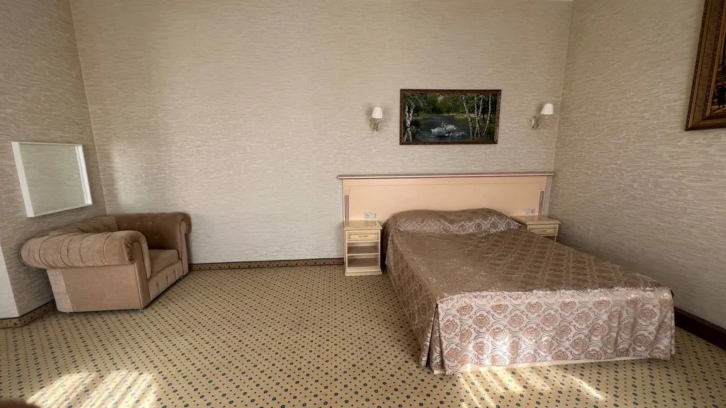 Семейный номер люкс с видом на город