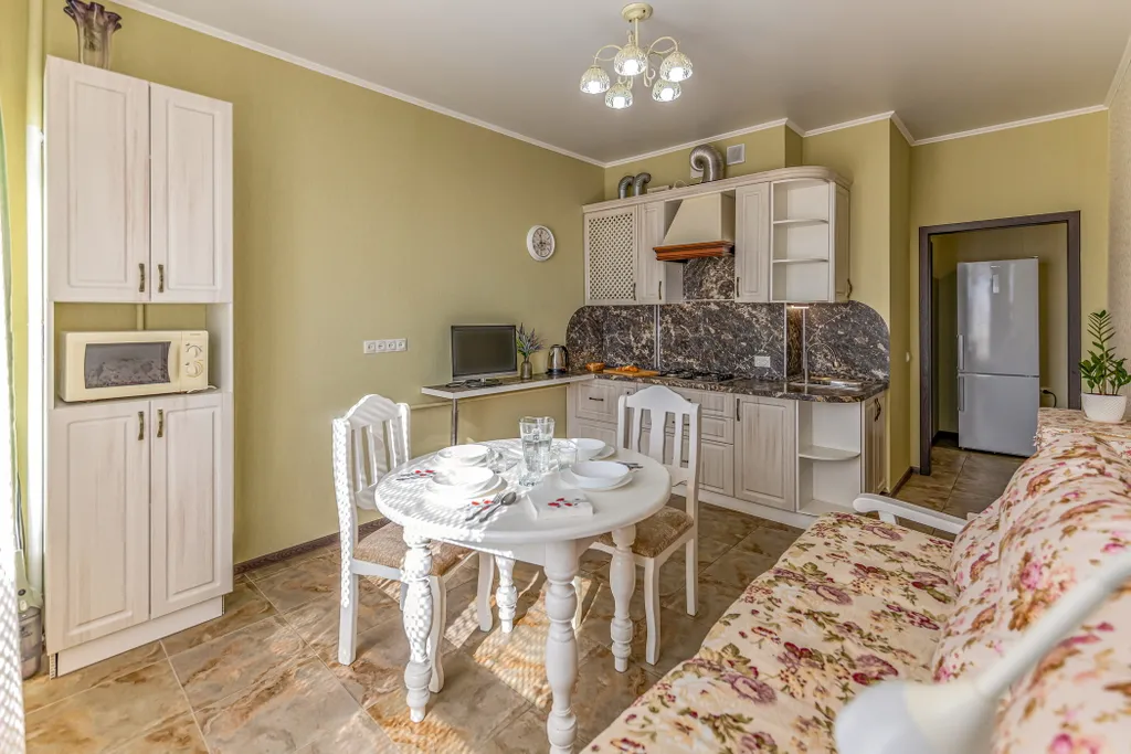 Квартира однокомнатная на улице Гоголи, 45 м², Геленджик — кухня, фото 4