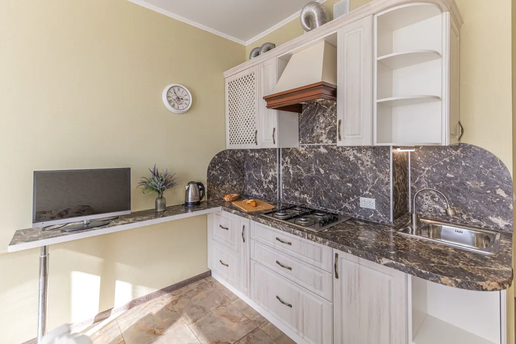 Квартира однокомнатная на улице Гоголи, 45 м², Геленджик — кухня, фото 2