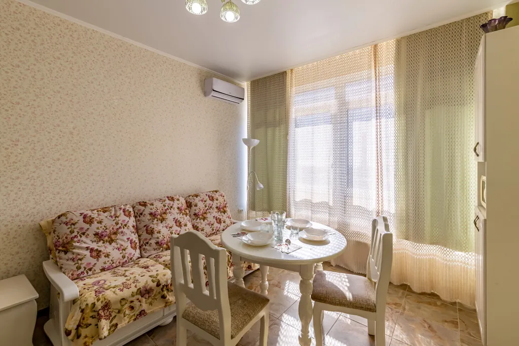 Квартира однокомнатная на улице Гоголи, 45 м², Геленджик — спальня