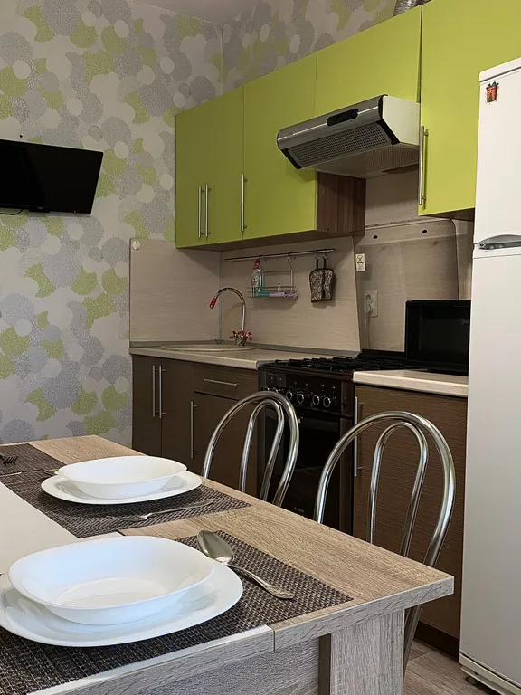 Квартира двухкомнатная на набережной Волжской, 55 м², Рыбинск — фото 15