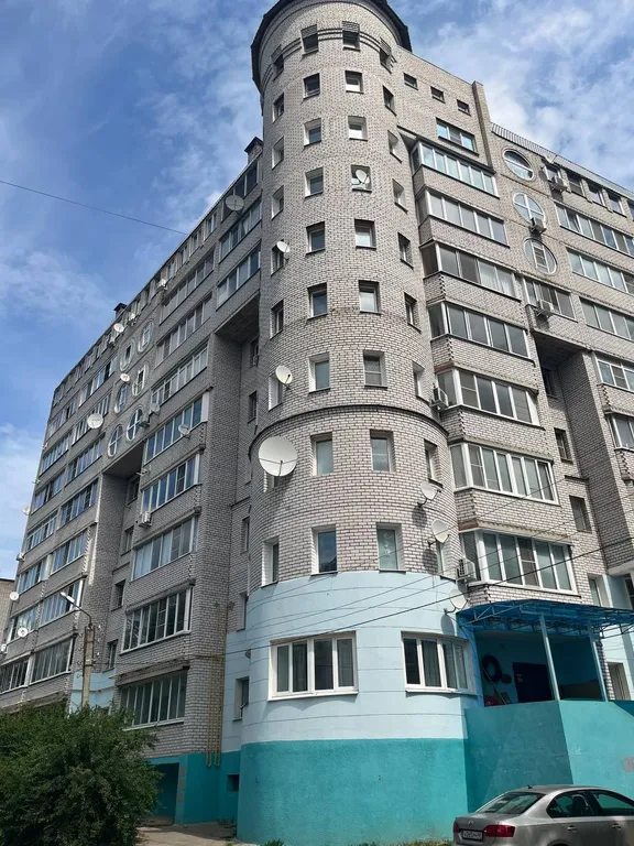 Квартира однокомнатная на улице Кооперативной, 42 м², Калуга — двор, фото 3