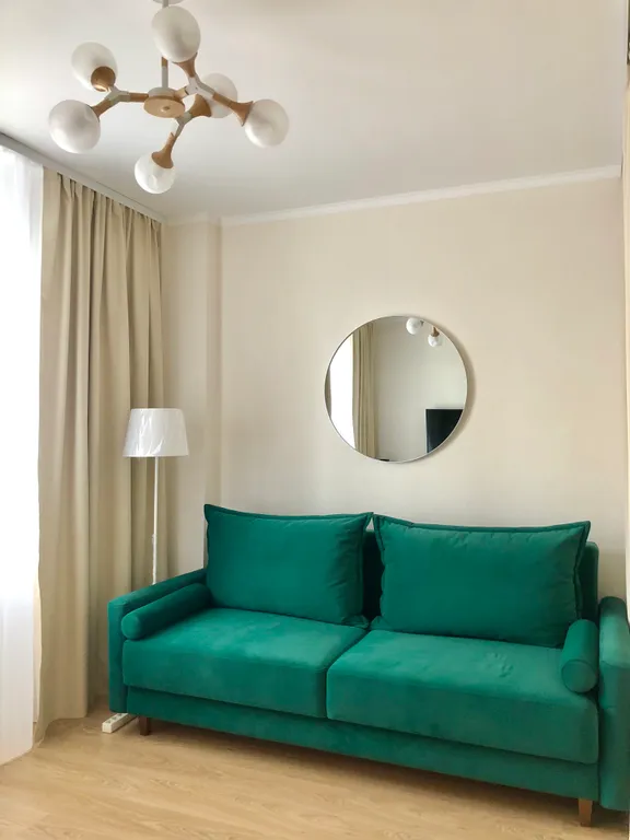 Квартира двухкомнатная в Советском, 50 м², Красноярск — спальня, фото 2