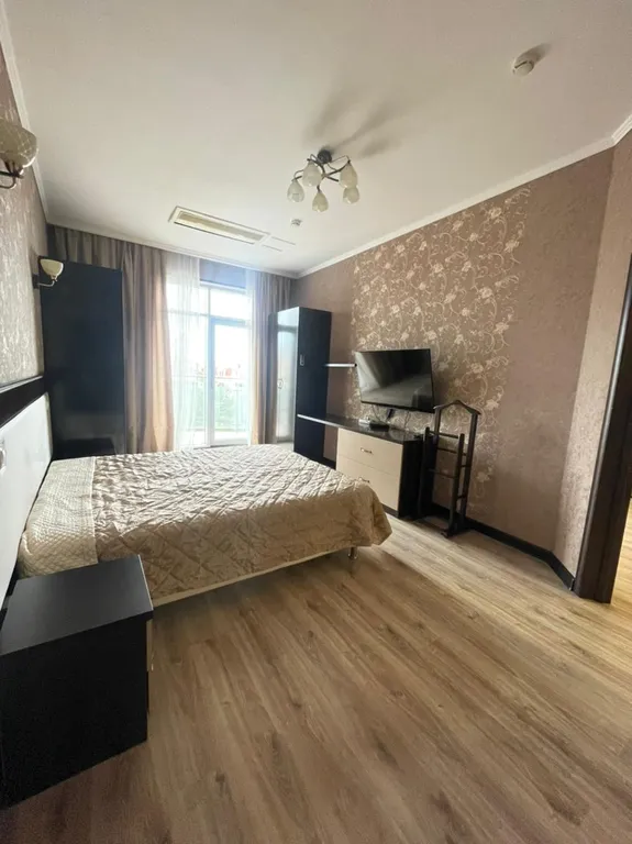 Апартаменты двухкомнатные на улице Крымской, 70 м², Геленджик — фото 8
