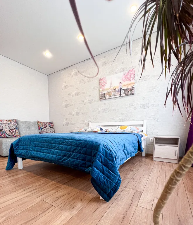 Студия однокомнатная в Октябрьском, 36 м², Иркутск — спальня, фото 6