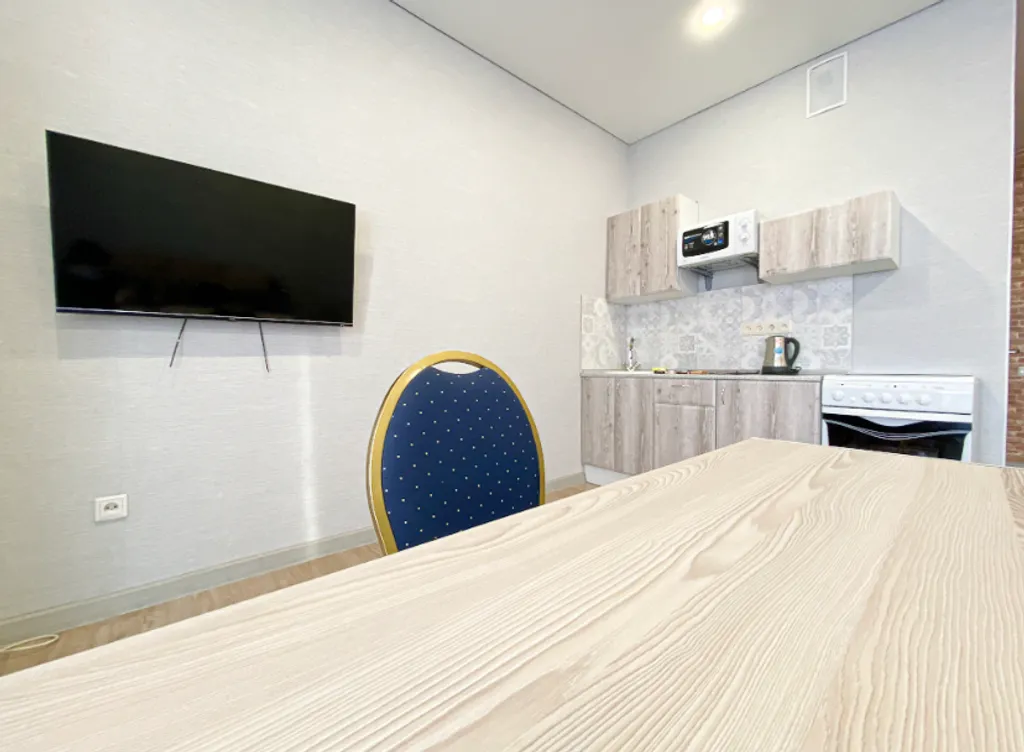 Студия однокомнатная в Октябрьском, 36 м², Иркутск — кухня