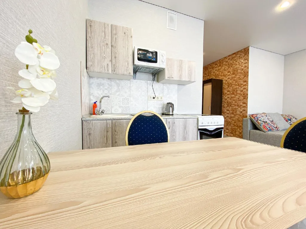 Студия однокомнатная в Октябрьском, 36 м², Иркутск — кухня, фото 3
