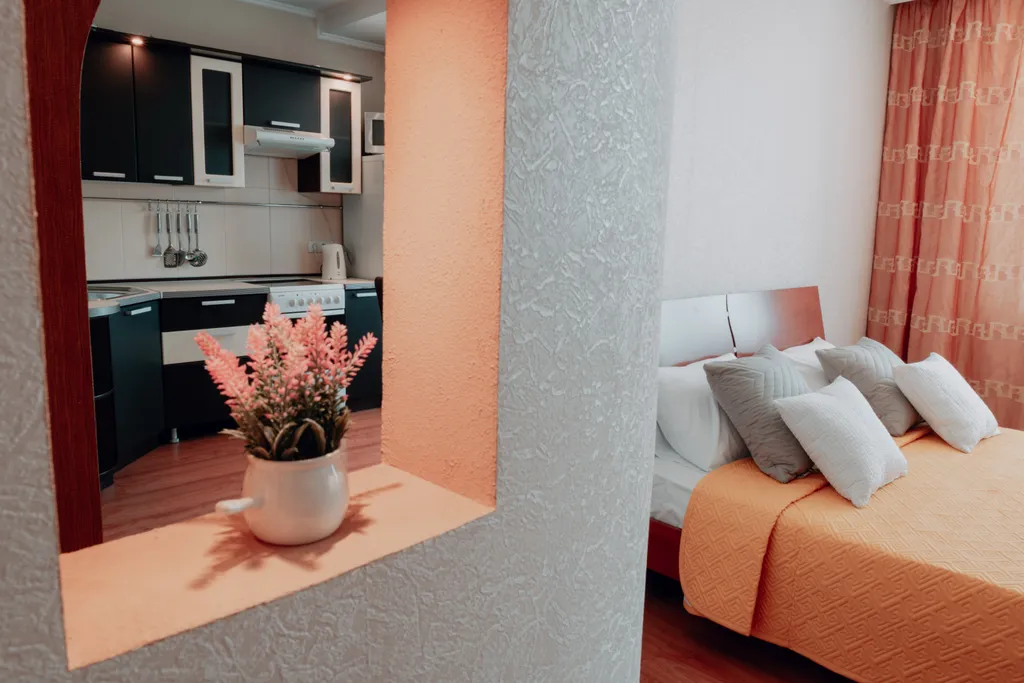 Апартаменты однокомнатные в Советском, 48 м², Красноярск — спальня, фото 6