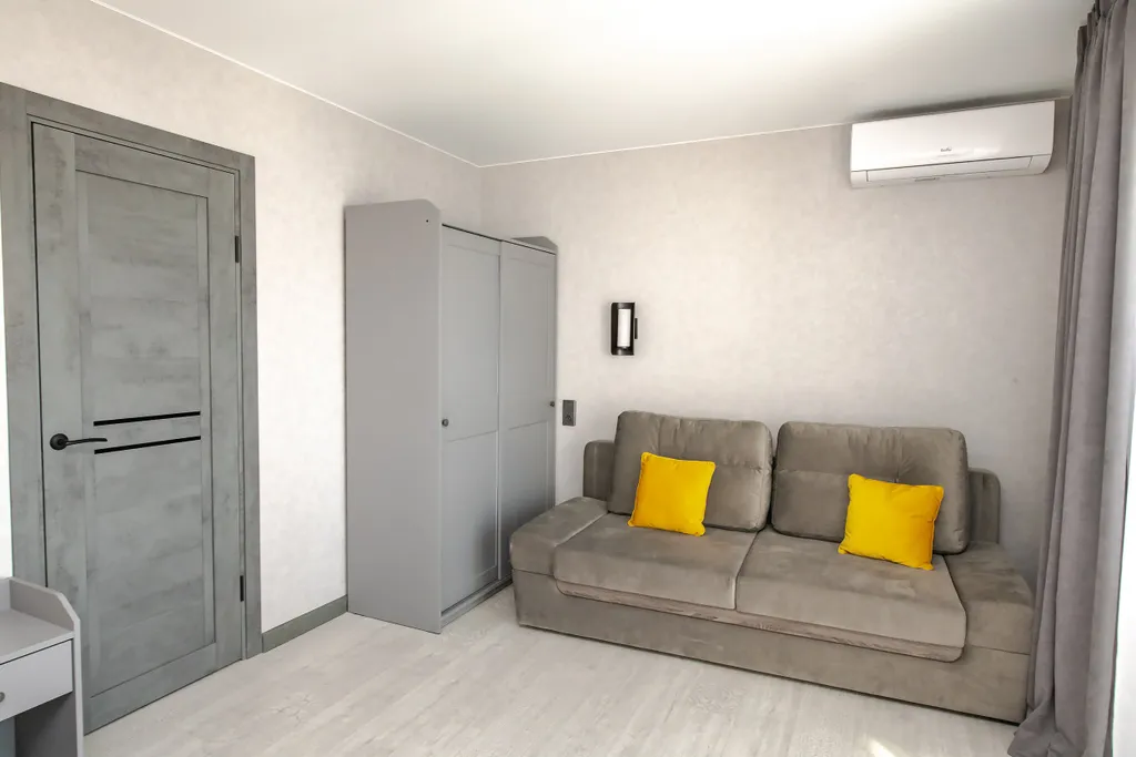 Квартира двухкомнатная в Фрунзенском, 43 м², Владивосток — фото 6