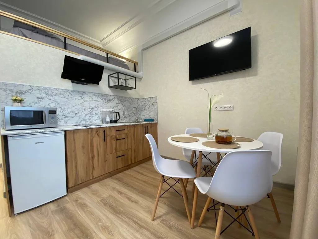 Квартира однокомнатная на улице Московской, 30 м², Киров — кухня, фото 3