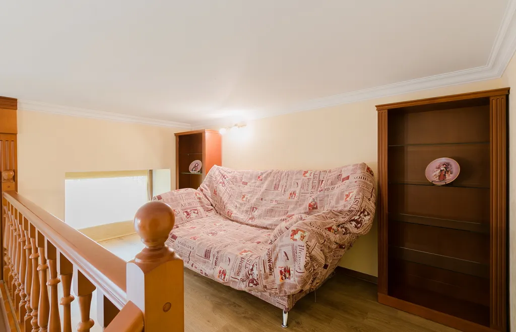 Квартира двухкомнатная у Адмы, в Адмиралтейском, 90 м², Санкт-Петербург — спальня, фото 3