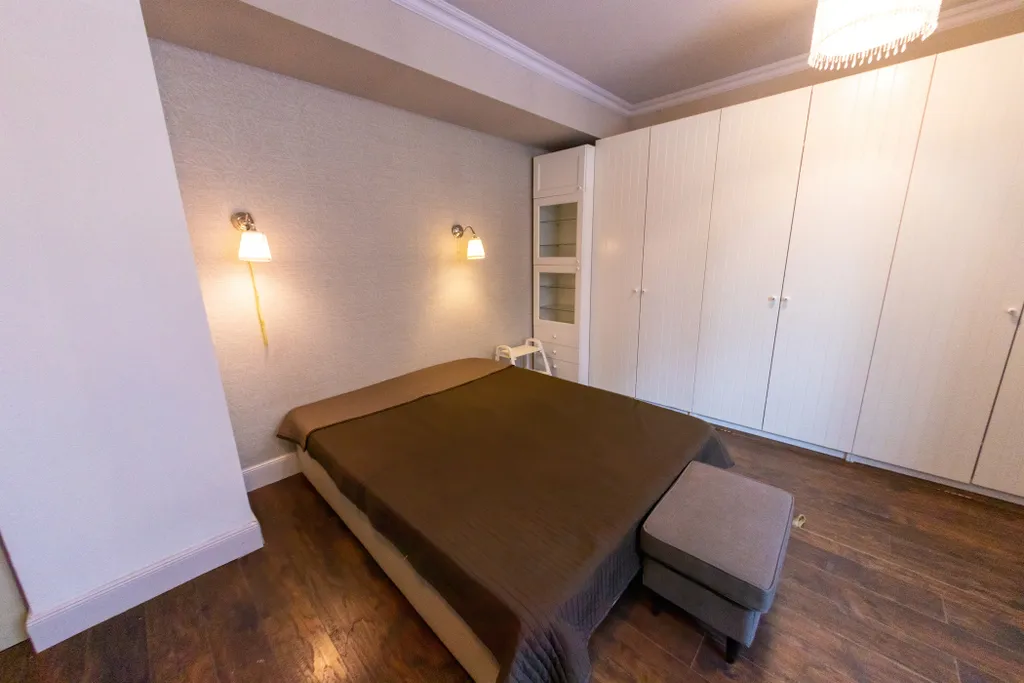 Квартира трёхкомнатная у Горьковской, в Печёрах, 77 м², Нижний Новгород — спальня, фото 5
