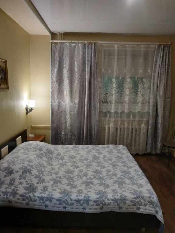 Квартира двухкомнатная у Чкаловской, в Канавино, 52 м², Нижний Новгород — спальня, фото 8