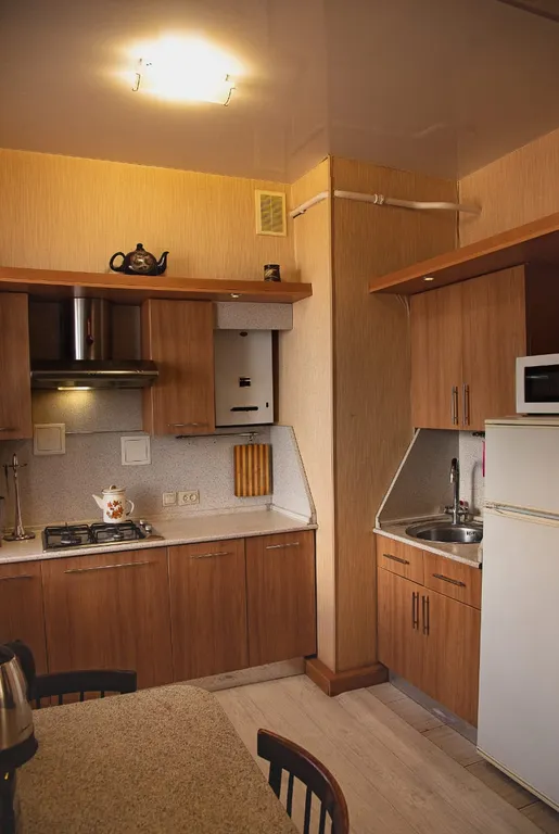 Квартира двухкомнатная у Чкаловской, в Канавино, 52 м², Нижний Новгород — кухня
