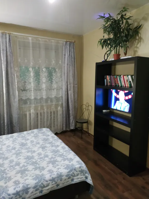Квартира двухкомнатная у Чкаловской, в Канавино, 52 м², Нижний Новгород — спальня, фото 4