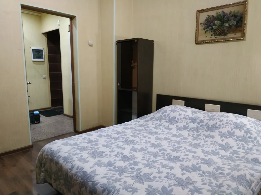 Квартира двухкомнатная у Чкаловской, в Канавино, 52 м², Нижний Новгород — спальня, фото 5
