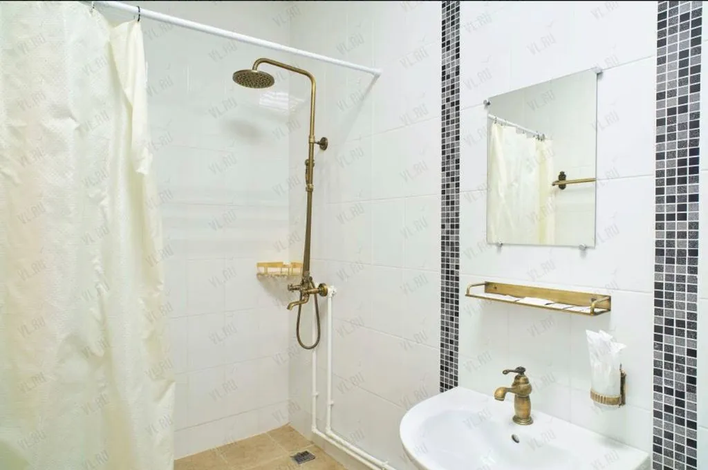 Трёхместный номер улучшенный с видом на море