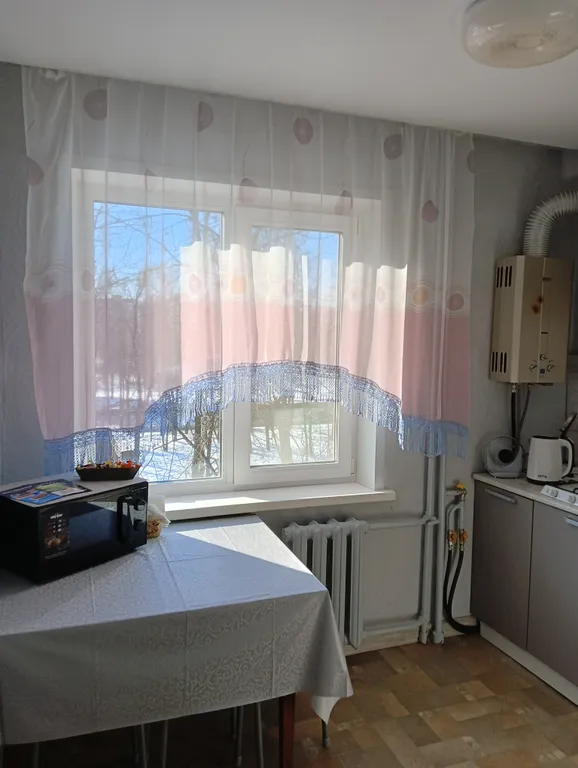 Квартира двухкомнатная на улице Юбилейной, 40 м², Псков — фото 14