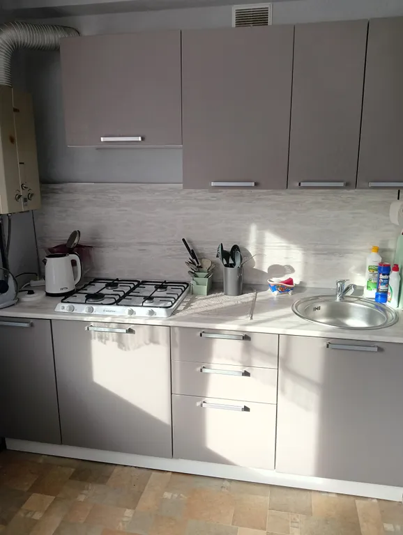 Квартира двухкомнатная на улице Юбилейной, 40 м², Псков — фото 7
