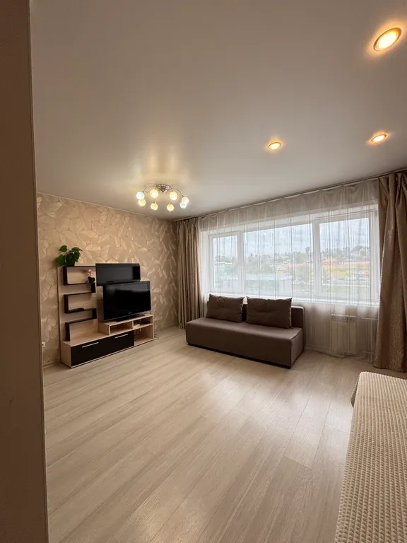 Квартира двухкомнатная в Свердловском, 60 м², Иркутск — фото 3
