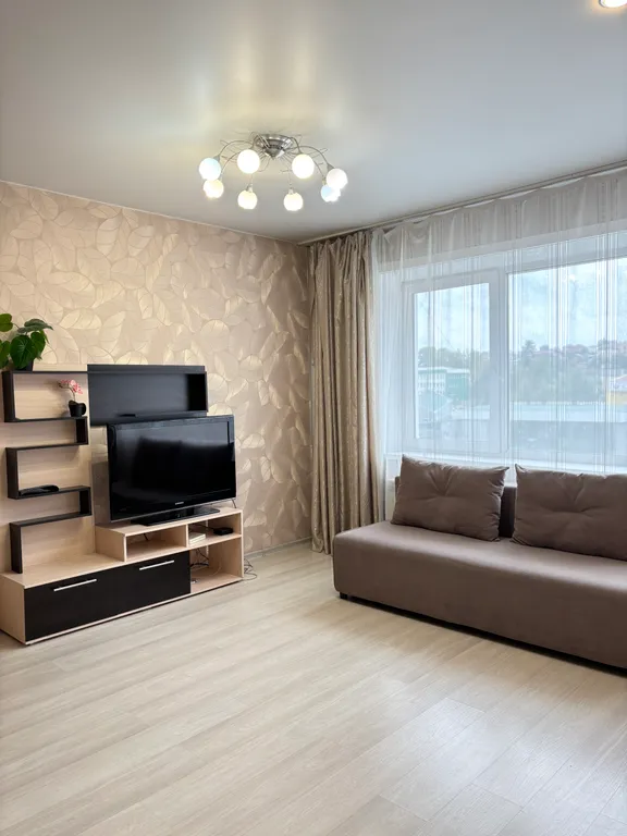 Квартира двухкомнатная в Свердловском, 60 м², Иркутск — фото 4