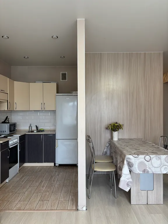Квартира двухкомнатная в Свердловском, 60 м², Иркутск — фото 5