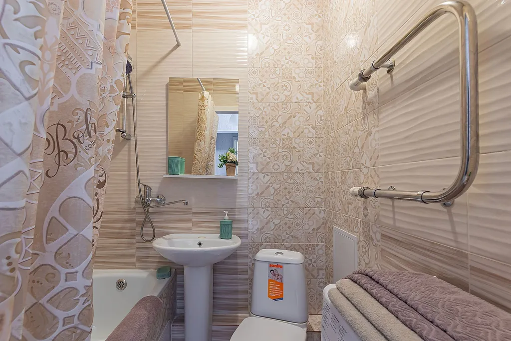 Квартира однокомнатная у Буревестника, в Мещерке, 32 м², Нижний Новгород — ванная комната