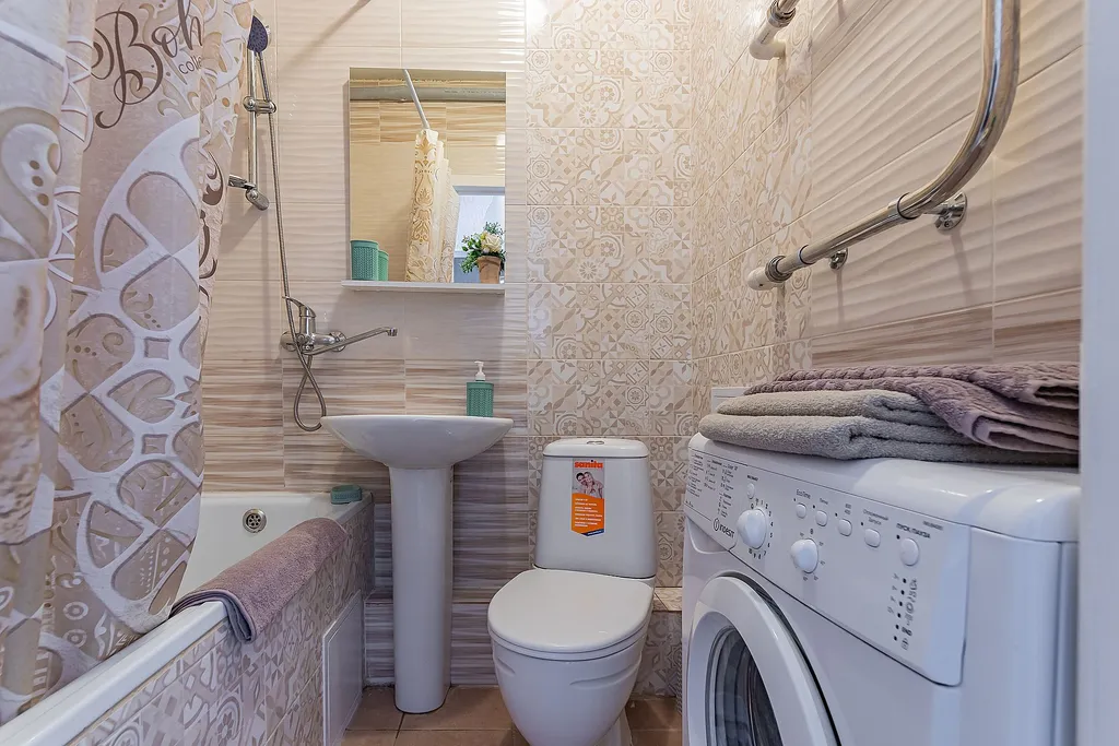 Квартира однокомнатная у Буревестника, в Мещерке, 32 м², Нижний Новгород — ванная комната, фото 3