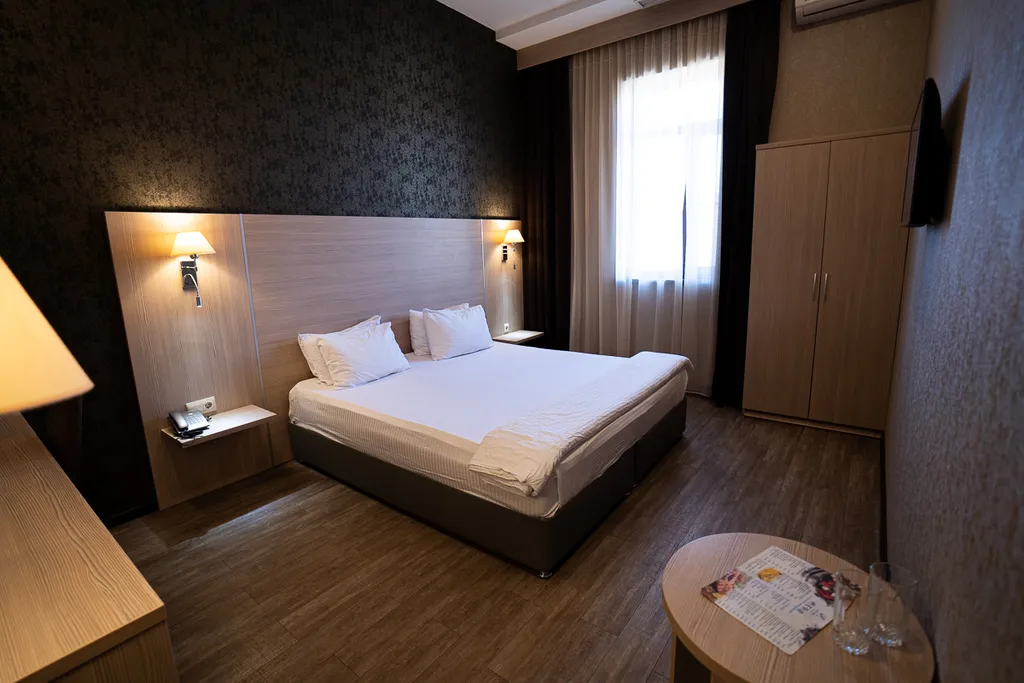 Двухместный номер с 1 кроватью стандарт — Art Villa&SPA, фото 1 из 5