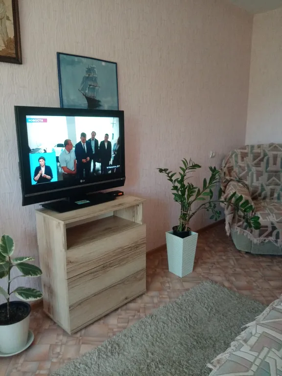 Квартира двухкомнатная в Советском, 50 м², Волгоград — спальня, фото 2