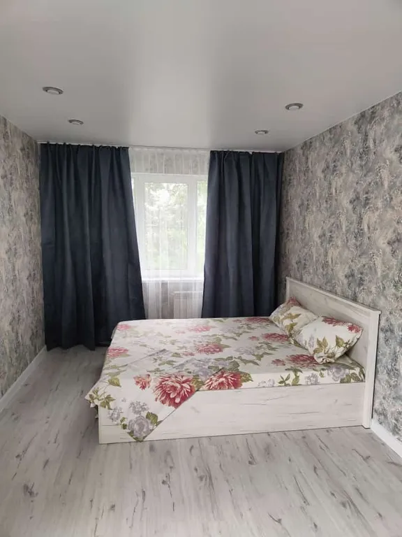 Студия двухкомнатная в Тракторозаводском, 50 м², Волгоград — спальня