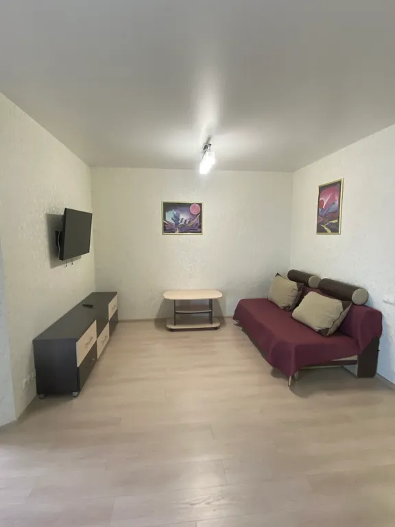 Квартира однокомнатная в Фрунзенском, 53 м², Владивосток — фото 27