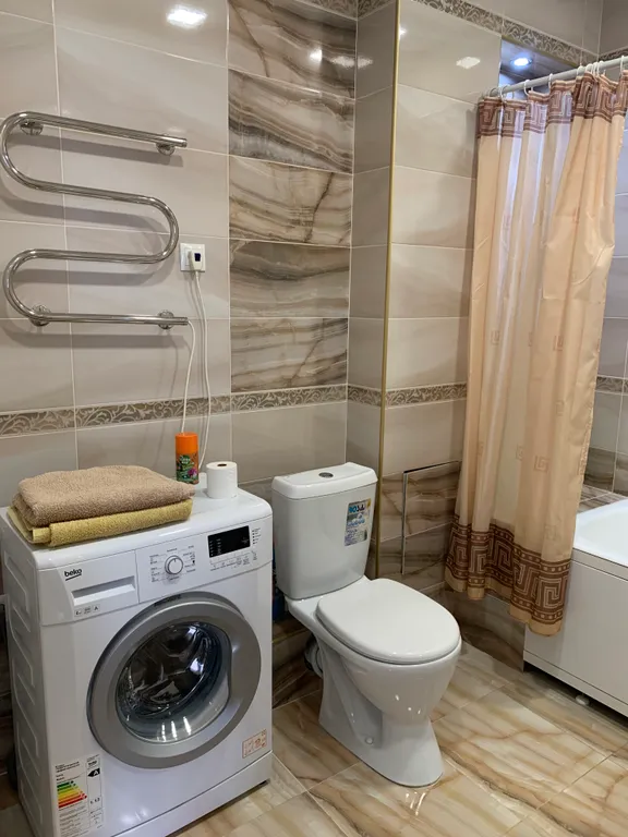 Квартира однокомнатная в Фрунзенском, 53 м², Владивосток — фото 29