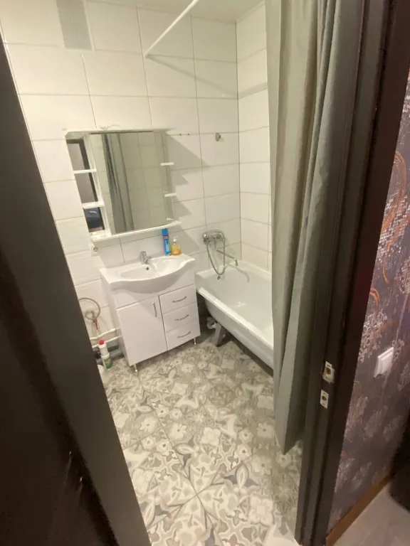 Квартира однокомнатная на улице Жукова, 50 м², Ярославль — ванная комната