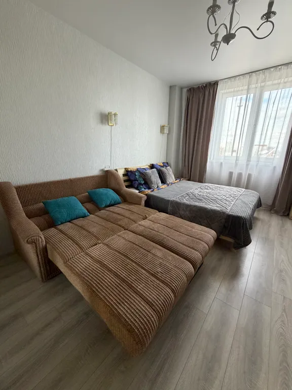 Квартира однокомнатная в Московском, 36 м², Калининград — спальня, фото 5