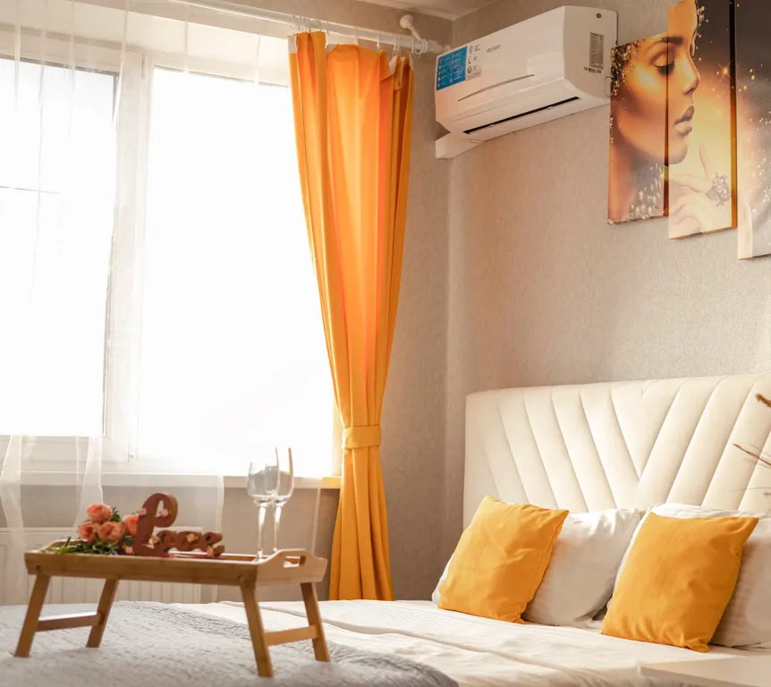 Апартаменты однокомнатные у Кировской, в Кировском, 40 м², Самара — спальня, фото 2