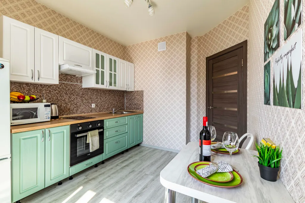 Квартира однокомнатная в Чкаловском, 39 м², Екатеринбург — кухня, фото 5