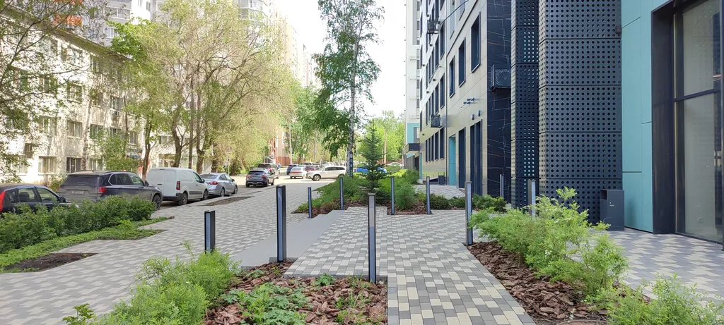 Квартира однокомнатная у Московской, в Октябрьском, 45 м², Самара — двор, фото 3