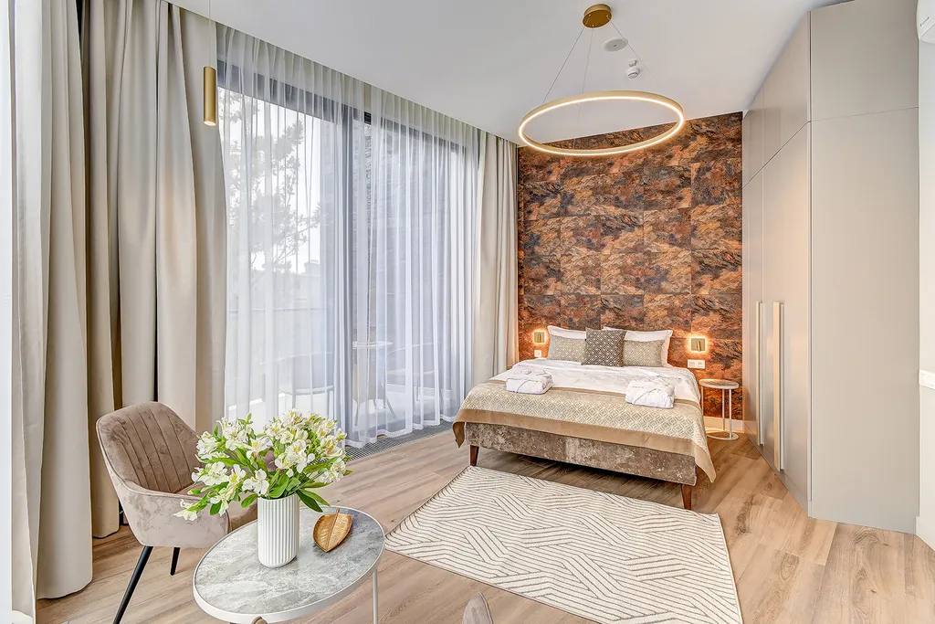 Апартаменты Люкс, Лучезарный на первой береговой линии