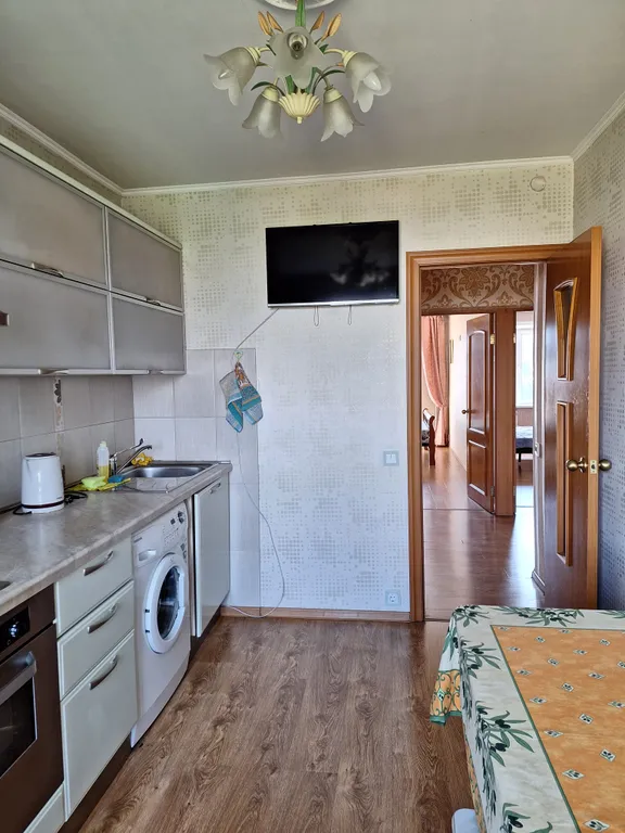 Квартира трёхкомнатная в Железнодорожном, 61 м², Красноярск — фото 17