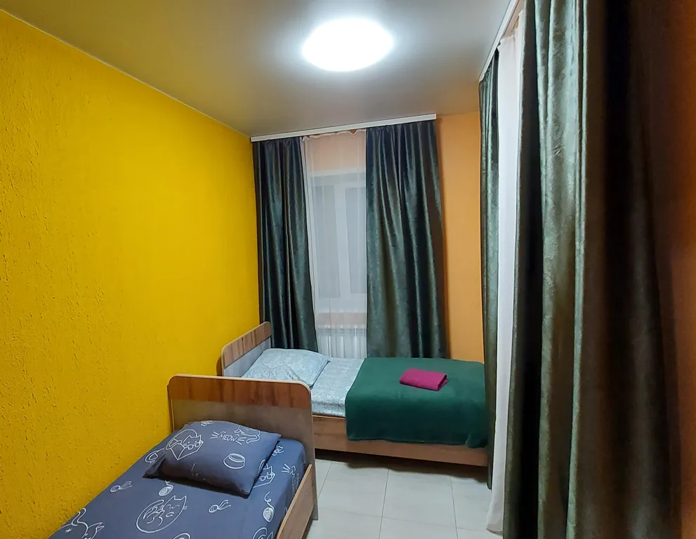 Квартира двухкомнатная на улице Репина, 85 м², Арзамас — спальня