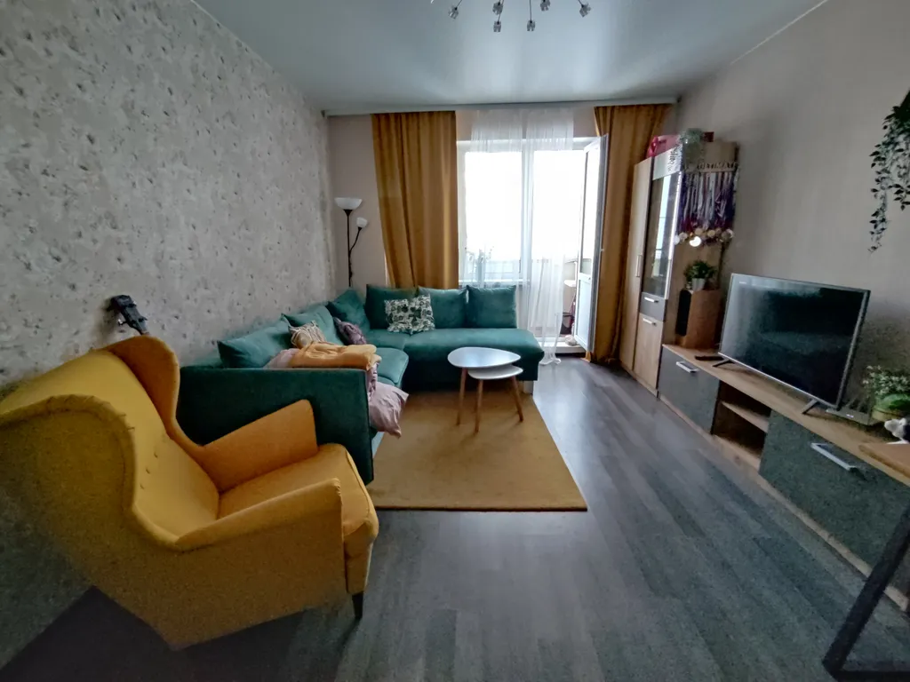 Квартира двухкомнатная на улице Завокзальной, 65 м², Великий Новгород — спальня, фото 2
