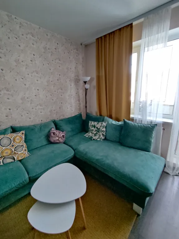 Квартира двухкомнатная на улице Завокзальной, 65 м², Великий Новгород — спальня, фото 3