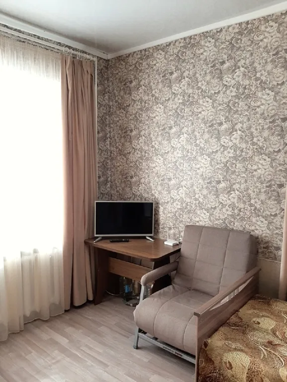 Квартира однокомнатная на проспекте Пролетарском, 32 м², Кемь — спальня, фото 4