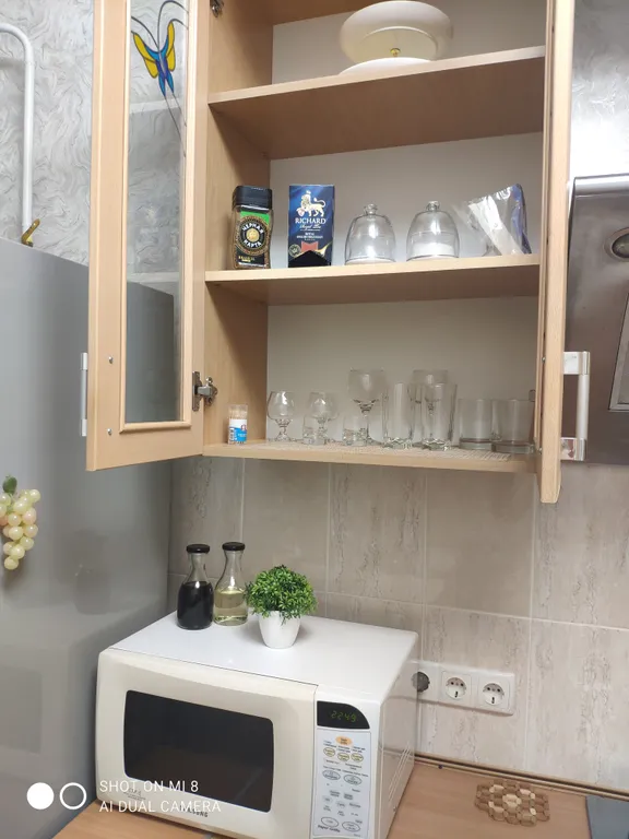 Квартира однокомнатная в микрорайоне 5-й, 39 м², Камышин — кухня, фото 2